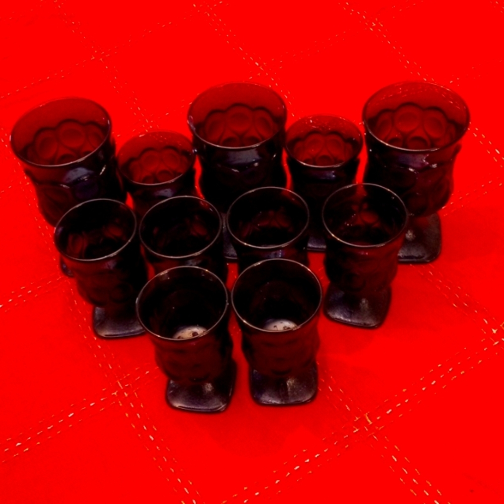 Vintage blue glass decorative dinner Glasses.